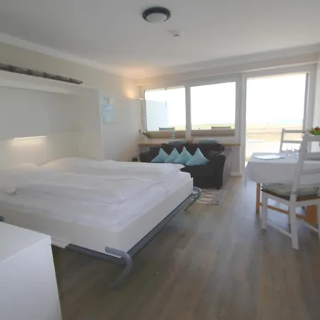 Duenenhof Zum Kronprinzen- Seestr 18, App 27 * Wenningstedt-Braderup